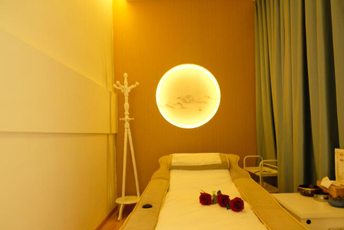 广州花都区日式指压的寂静美学：在按压中听见雪落的声音